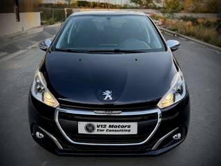 2016 Peugeot 208 208 1.2i STYLE 2 ANS DE GARANTIE, Essence, Manuel, 19.999 km