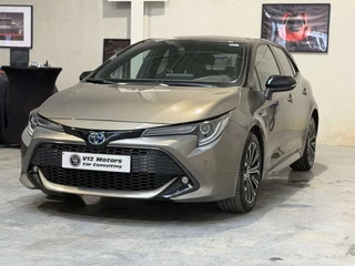 2019 Toyota Corolla Corolla Hybrid 1.8 Premium e-CVT Berline, Hybride (essence/&eacute;lectrique), Automatique, 89.000 km