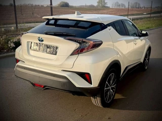 2017 Toyota C-HR C-HR Hybrid 1.8i VVT-i C-Hic E-CVT, Essence, Automatique, 82.000 km